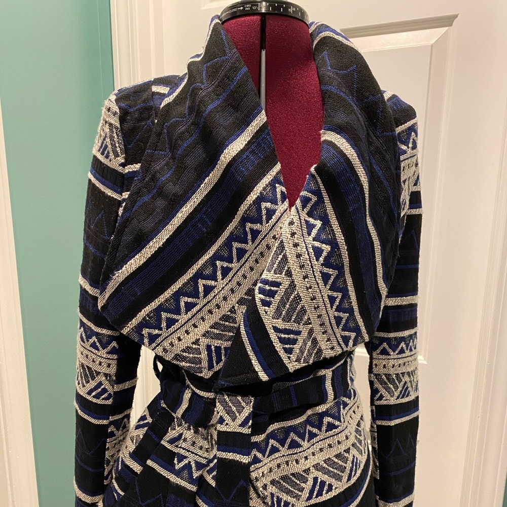 Open front jacket with tie belt, long sleeve